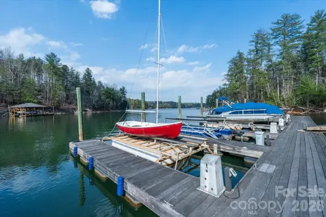 40 Turtle Head Drive Nebo NC 28761