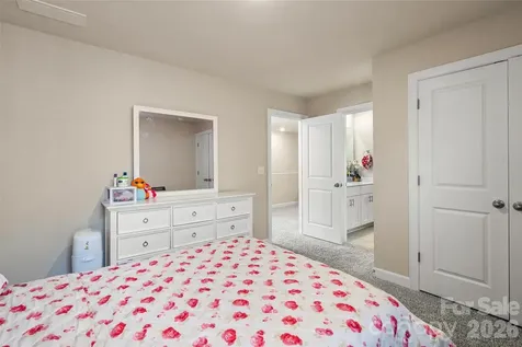 613 Cedar Knoll Circle Pineville NC 28134