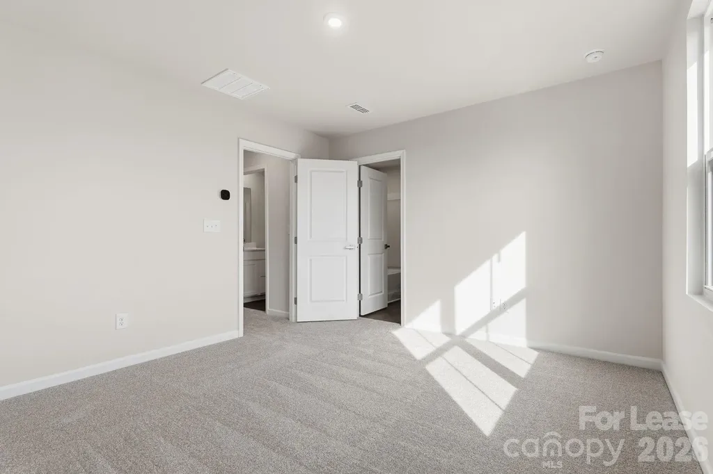 7024 Capstan Terrace Charlotte NC 28269