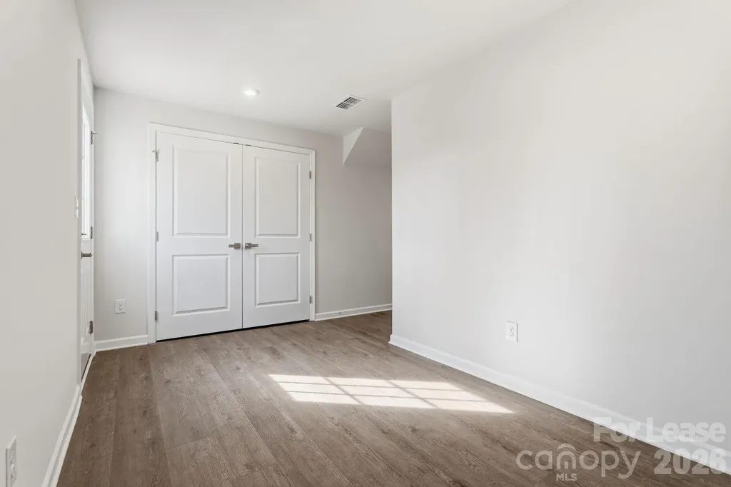 7024 Capstan Terrace Charlotte NC 28269