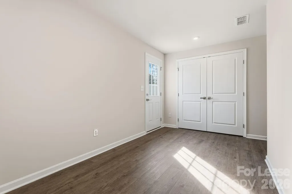 7024 Capstan Terrace Charlotte NC 28269