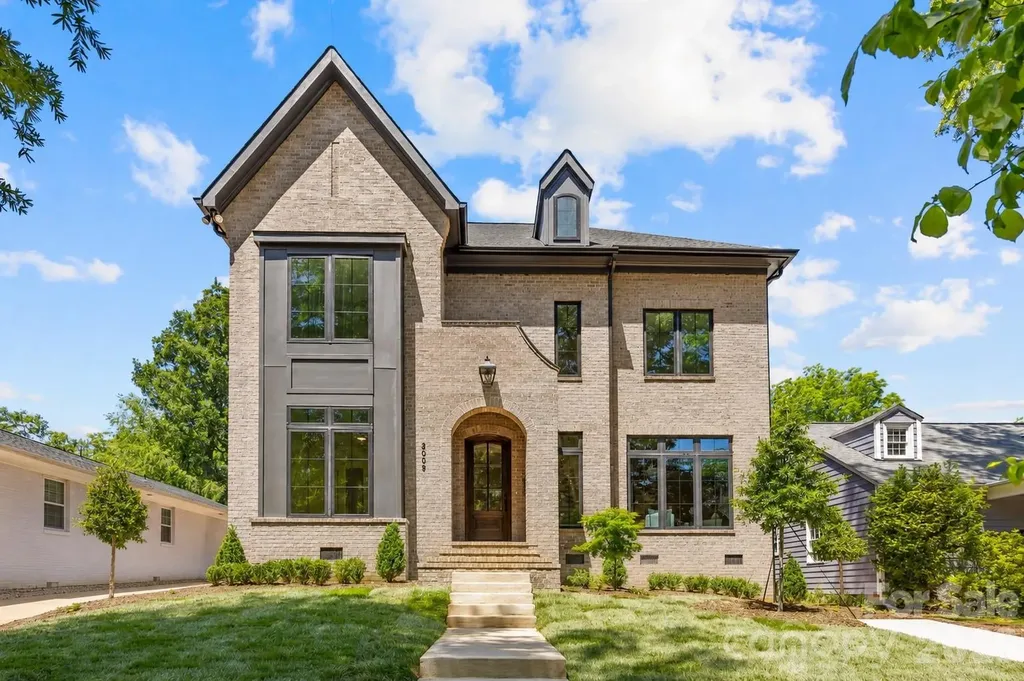 2005 Chatham Avenue Charlotte NC 28205
