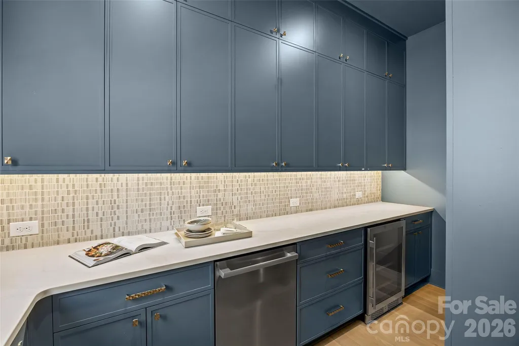2005 Chatham Avenue Charlotte NC 28205