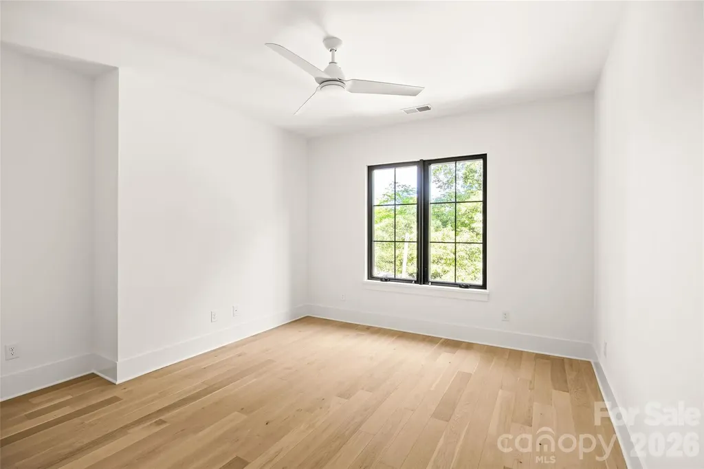 2005 Chatham Avenue Charlotte NC 28205
