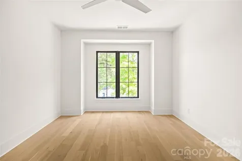2005 Chatham Avenue Charlotte NC 28205