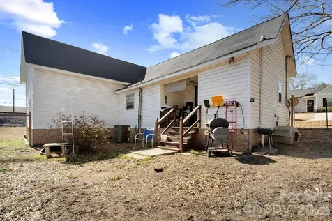 1242 W Airline Avenue Gastonia NC 28052