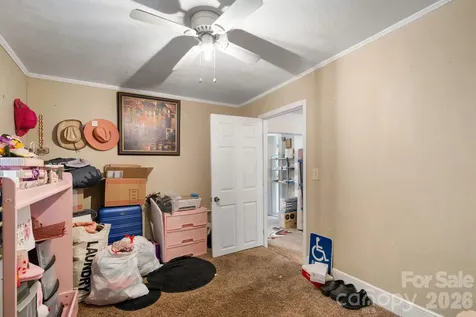 1242 W Airline Avenue Gastonia NC 28052