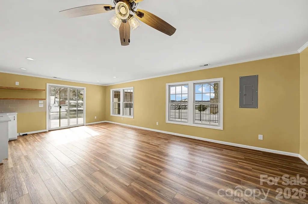 243 Shore Lane Lexington NC 27292
