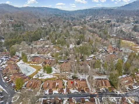 605 Red Oak Drive Hendersonville NC 28791