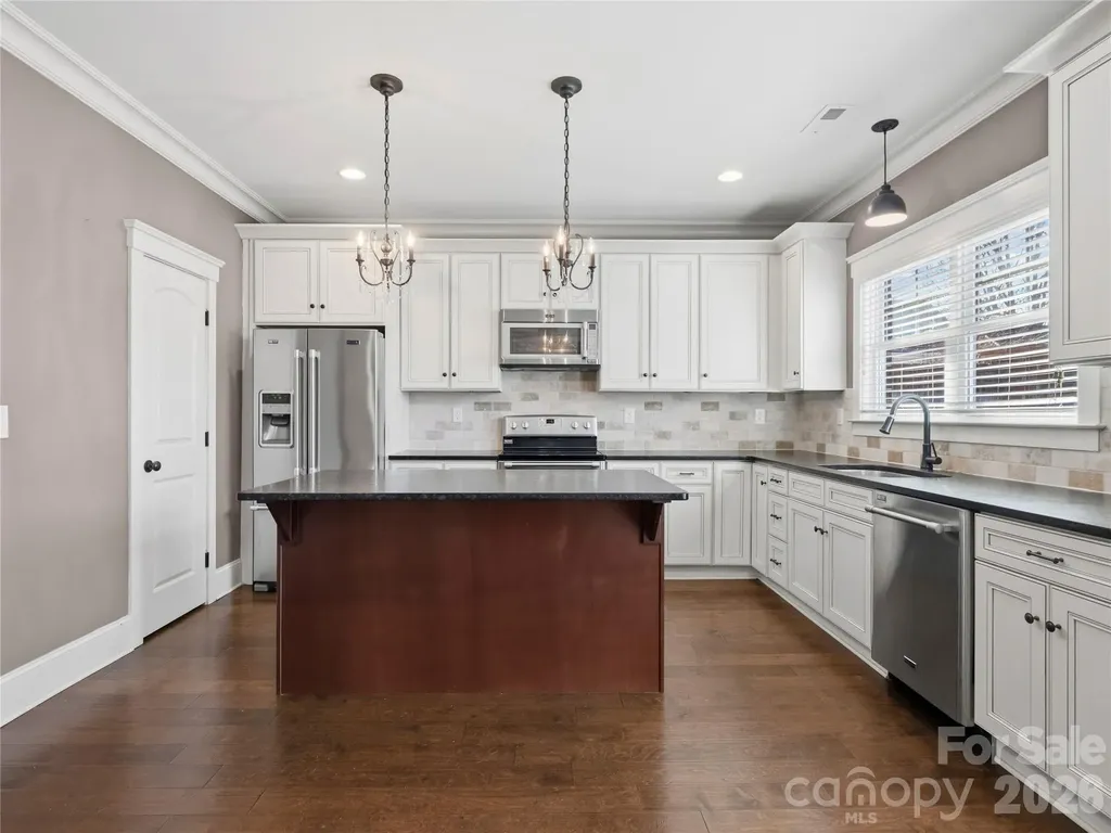 308 Rosemont Row Belmont NC 28012