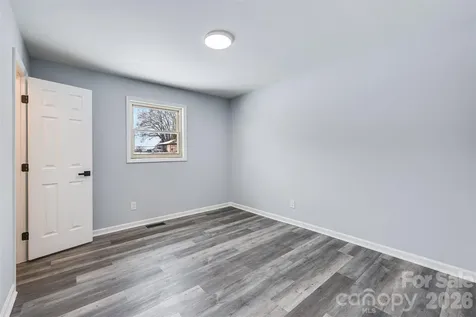 2621 Sherry Lane Gastonia NC 28054