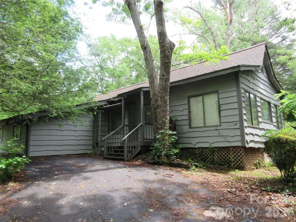 31 Ford Ridge Lane Columbus NC 28722
