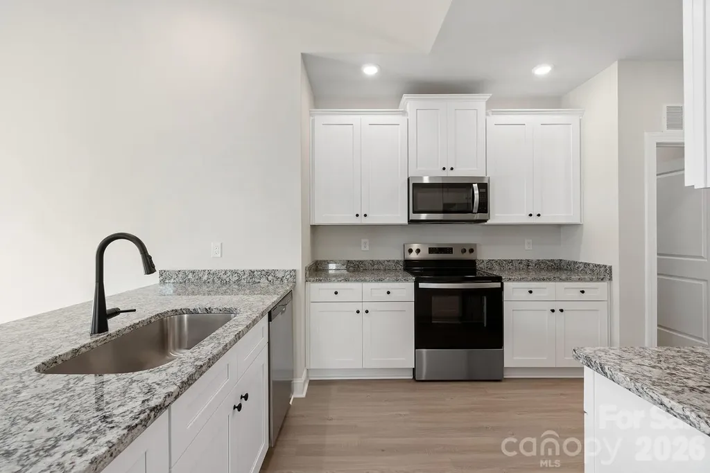 3630 Narrow Lane Charlotte NC 28215