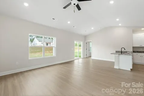 3630 Narrow Lane Charlotte NC 28215