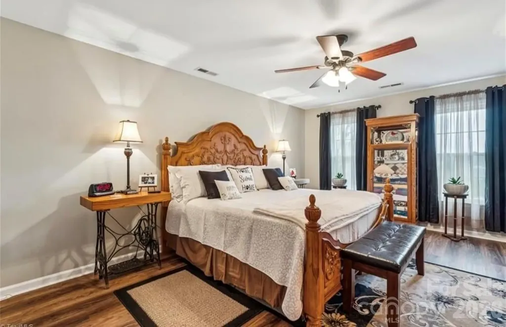 5220 Bridge Pointe Drive Clemmons NC 27012