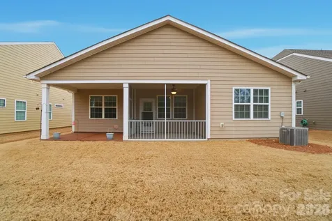 8028 Asher Chase Trail Lancaster SC 29720