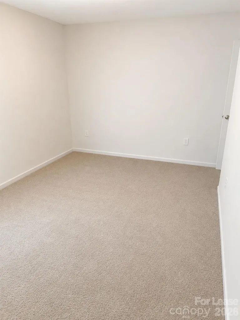 1144 Thayer Glen Court Charlotte NC 28213