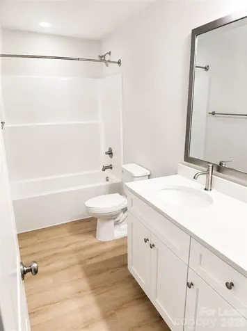 1144 Thayer Glen Court Charlotte NC 28213