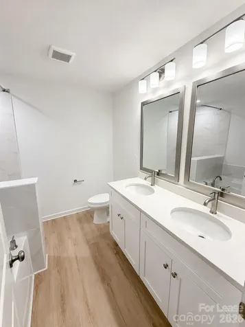1144 Thayer Glen Court Charlotte NC 28213