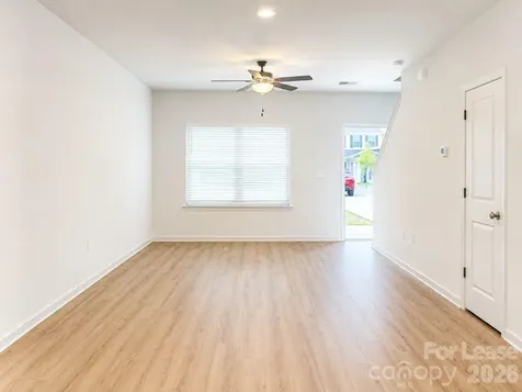 1144 Thayer Glen Court Charlotte NC 28213