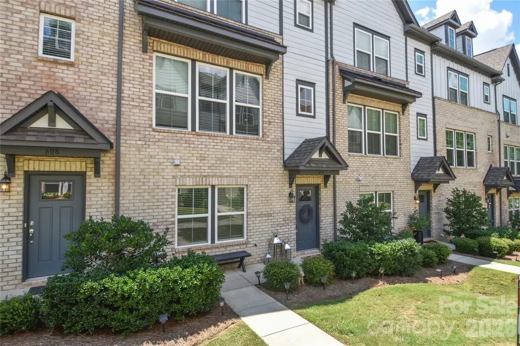 612 Tudor Park Way Charlotte NC 28211