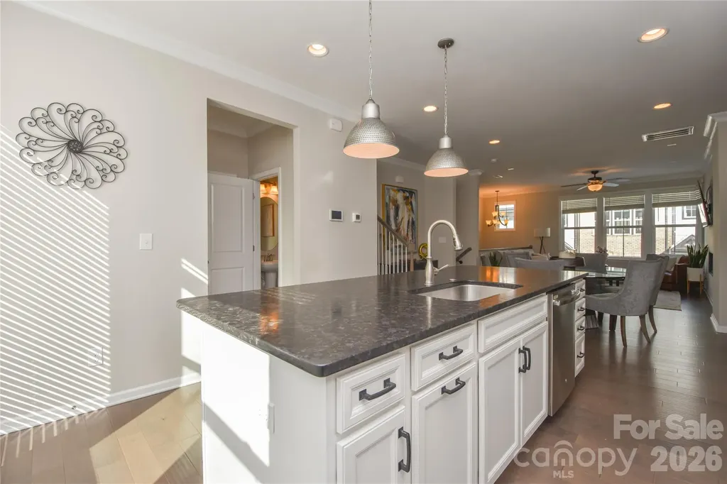 612 Tudor Park Way Charlotte NC 28211