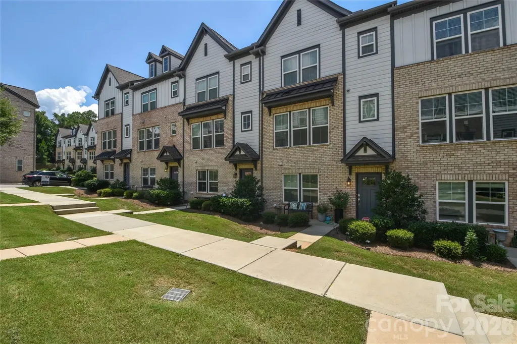 612 Tudor Park Way Charlotte NC 28211