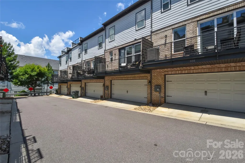 612 Tudor Park Way Charlotte NC 28211