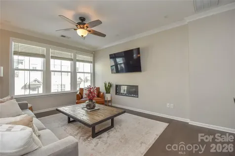612 Tudor Park Way Charlotte NC 28211