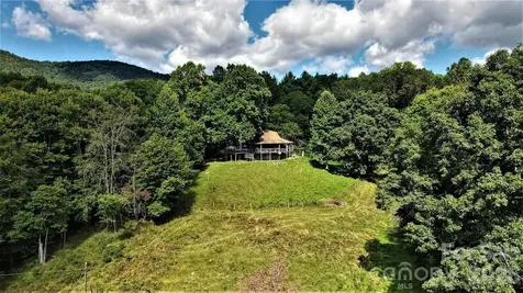745 Broom Road Tuckasegee NC 28783