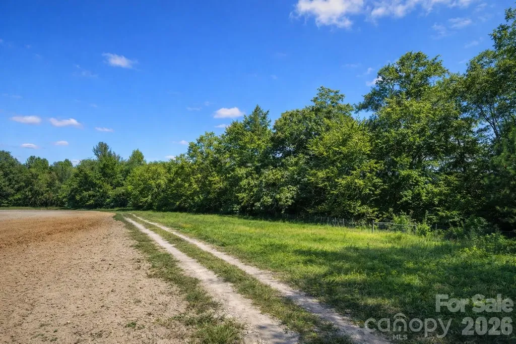 553 Avents Lane Nashville NC 27856