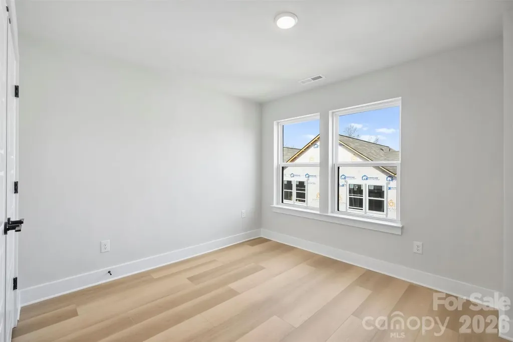 8006 Sansom Circle Charlotte NC 28213