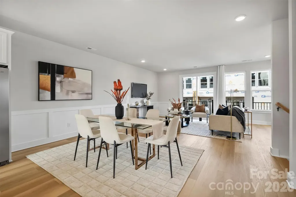 8006 Sansom Circle Charlotte NC 28213