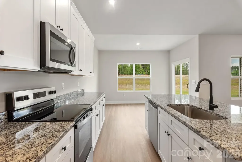 3626 Narrow Lane Charlotte NC 28215