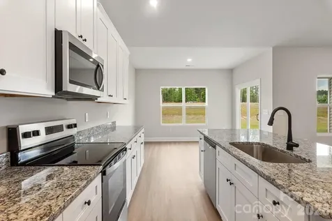 3626 Narrow Lane Charlotte NC 28215