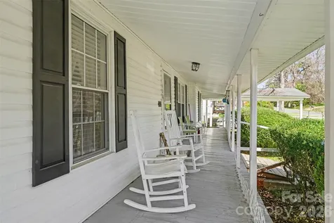 300 S Broome Street Waxhaw NC 28173