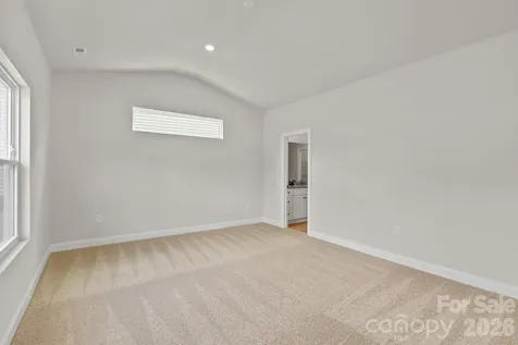 3610 Narrow Drive Charlotte NC 28215