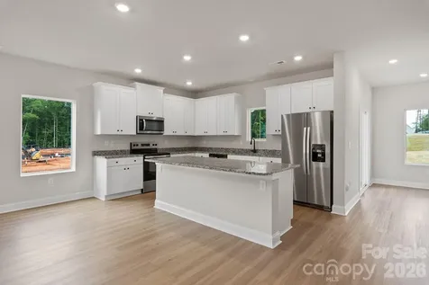 3610 Narrow Drive Charlotte NC 28215