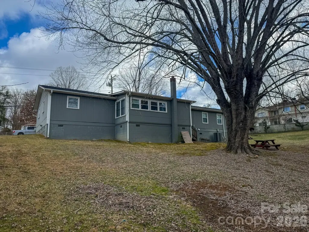 483 Caribou Road Asheville NC 28803