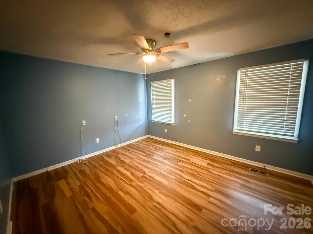 483 Caribou Road Asheville NC 28803
