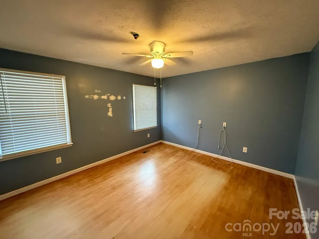 483 Caribou Road Asheville NC 28803