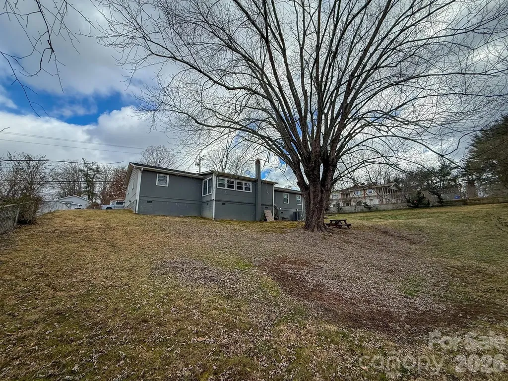 483 Caribou Road Asheville NC 28803