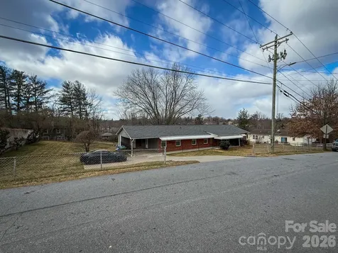 483 Caribou Road Asheville NC 28803
