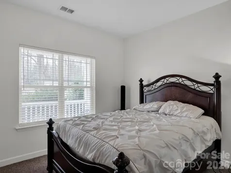 5912 Almond Road Charlotte NC 28227