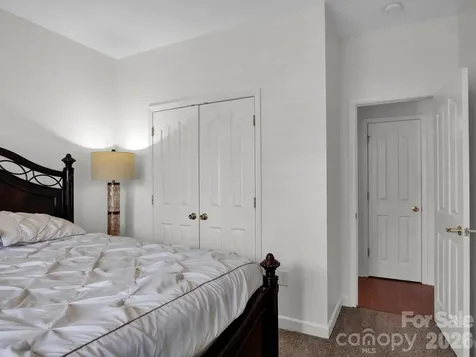5912 Almond Road Charlotte NC 28227