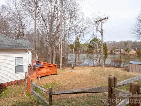 5912 Almond Road Charlotte NC 28227