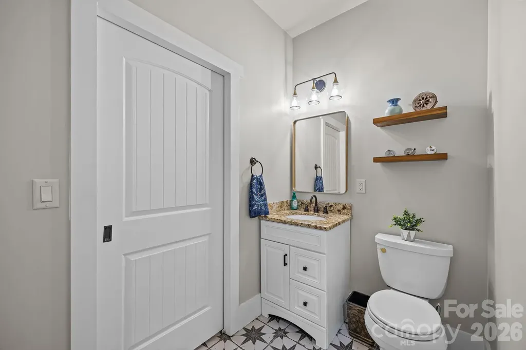 18 Oak Springs Drive Arden NC 28704