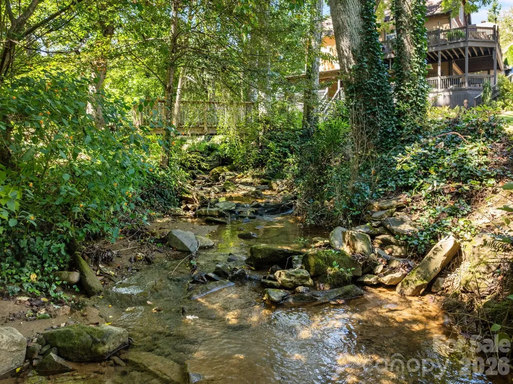 18 Oak Springs Drive Arden NC 28704