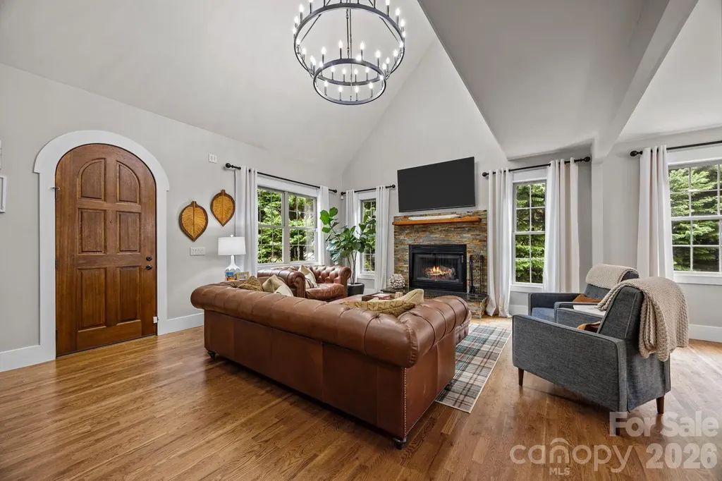 18 Oak Springs Drive Arden NC 28704
