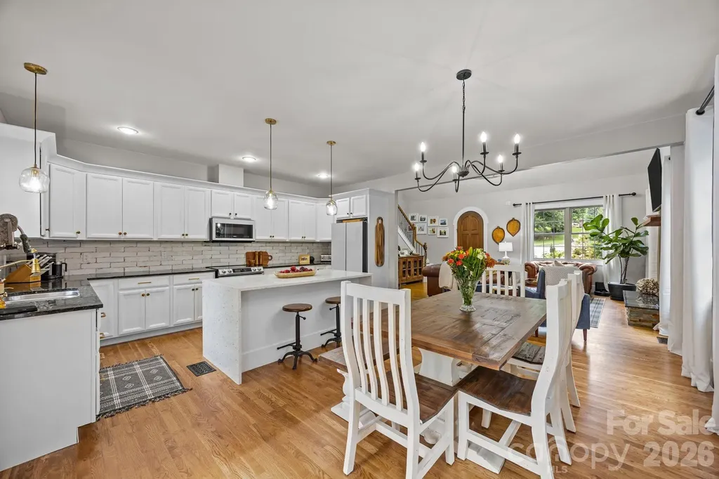 18 Oak Springs Drive Arden NC 28704